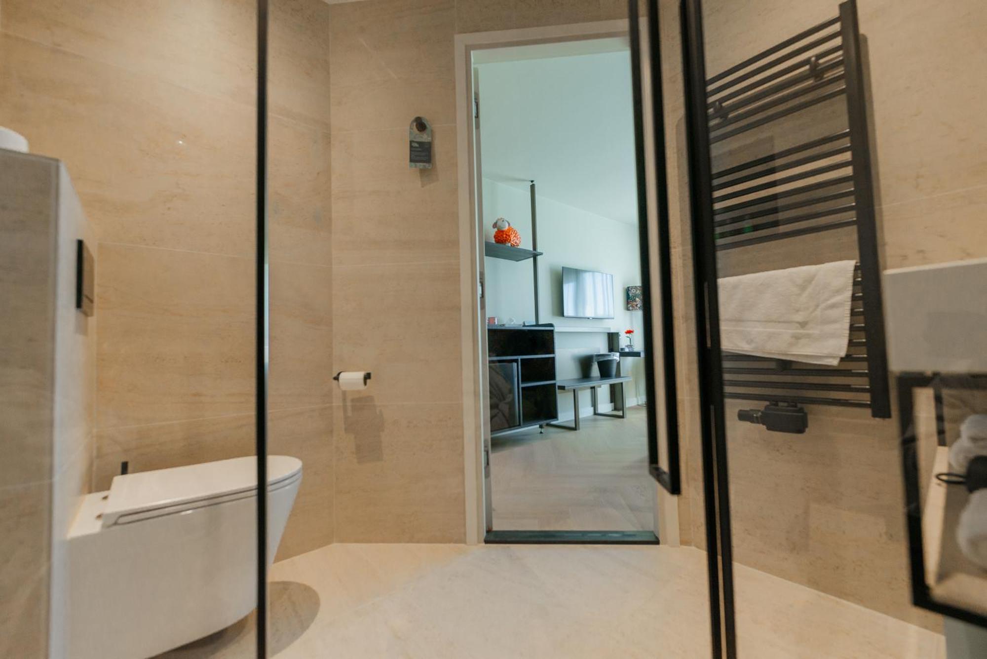 Boutique Hotel Herbergh Amsterdam Airport Free Parking Badhoevedorp Eksteriør bilde