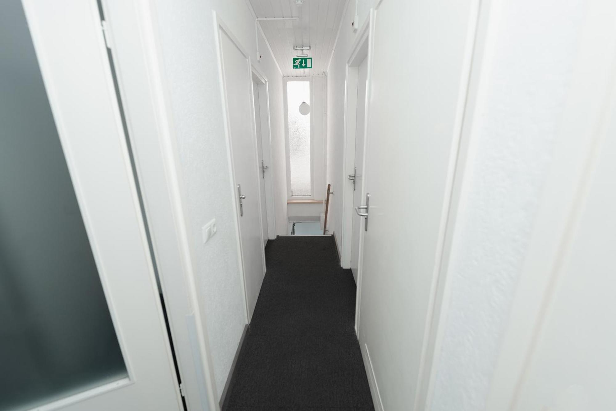 Boutique Hotel Herbergh Amsterdam Airport Free Parking Badhoevedorp Eksteriør bilde