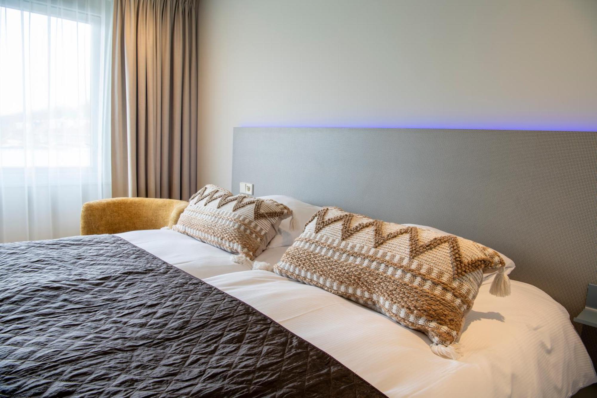 Boutique Hotel Herbergh Amsterdam Airport Free Parking Badhoevedorp Eksteriør bilde